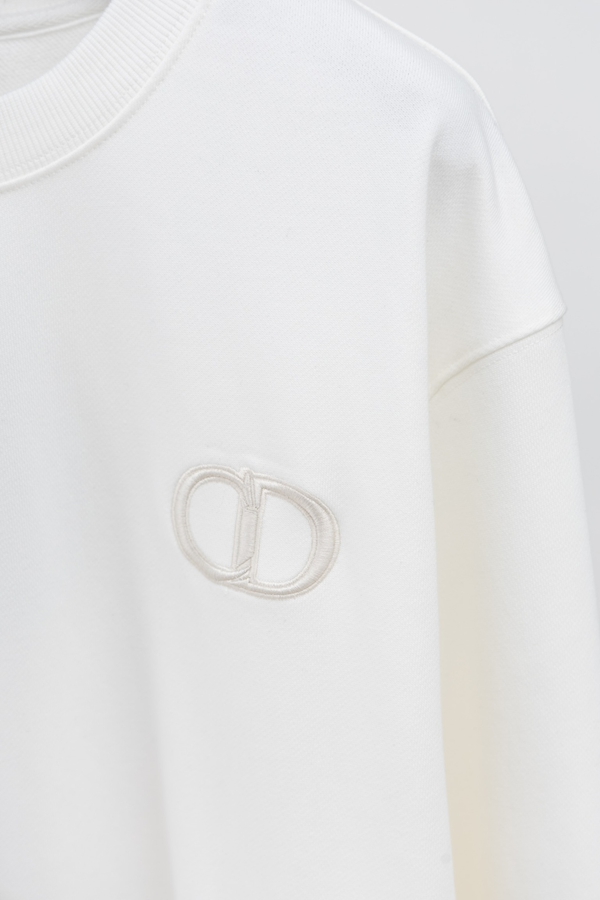 ブランドパーカー側面デザイン